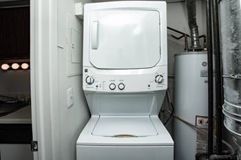 Washer/dryer in select homes*